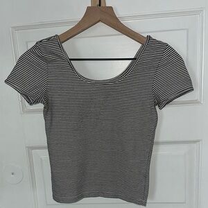 Forever 21 Stretchy Striped Black and White Women's Top Cropped Size Medium